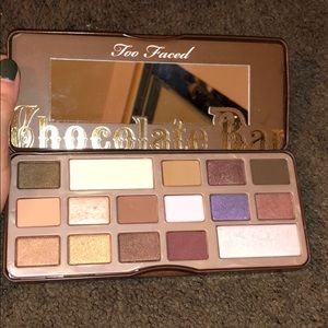 Too faced Chocolate palette
